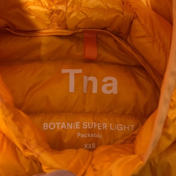 TNA Orange Puffer Jacket - Picture 2 of 2